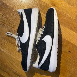 Nike Roshe Cortez LX Navy Blue 13